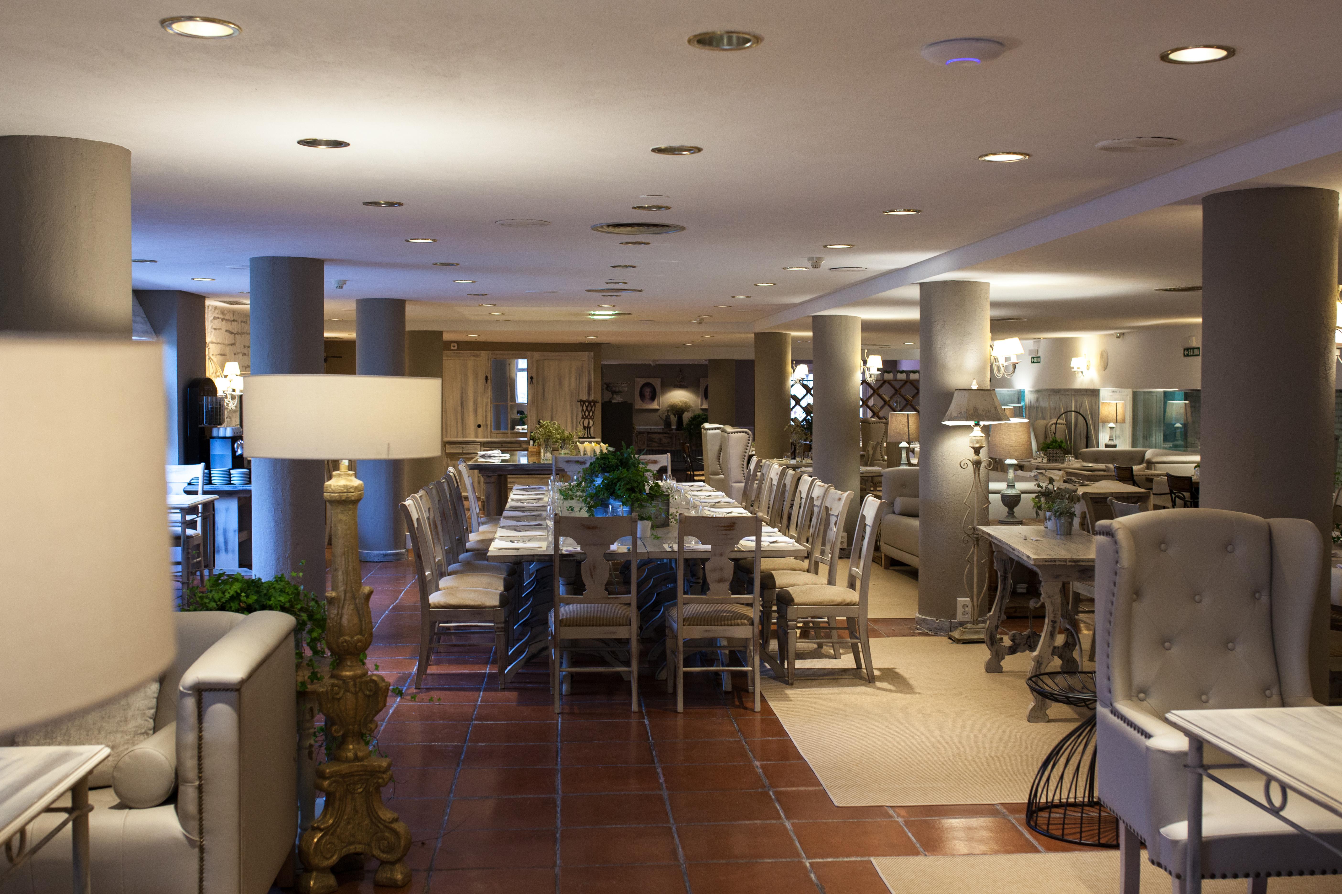 Hotel Luze El Toro Berrioplano Екстериор снимка