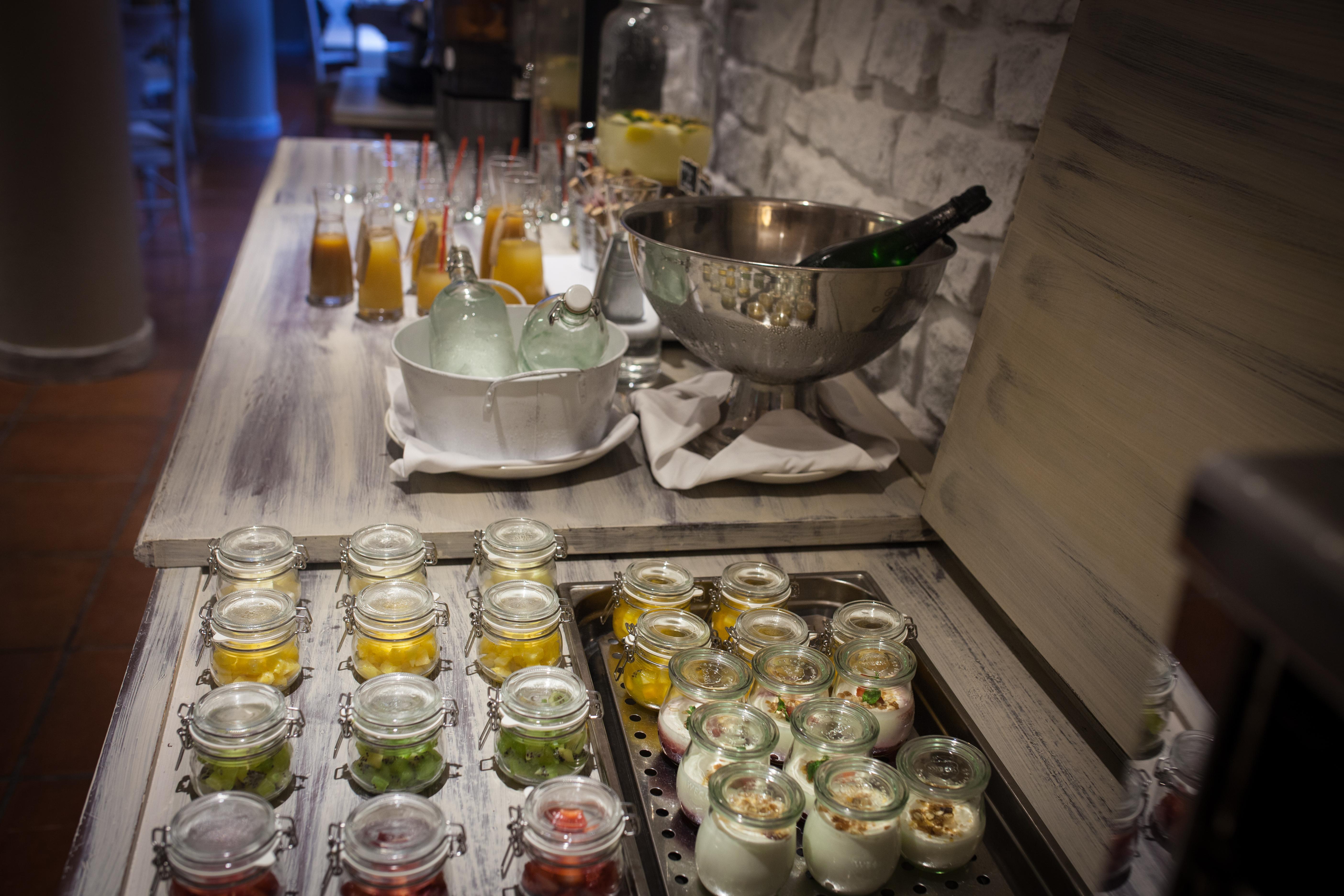 Hotel Luze El Toro Berrioplano Екстериор снимка
